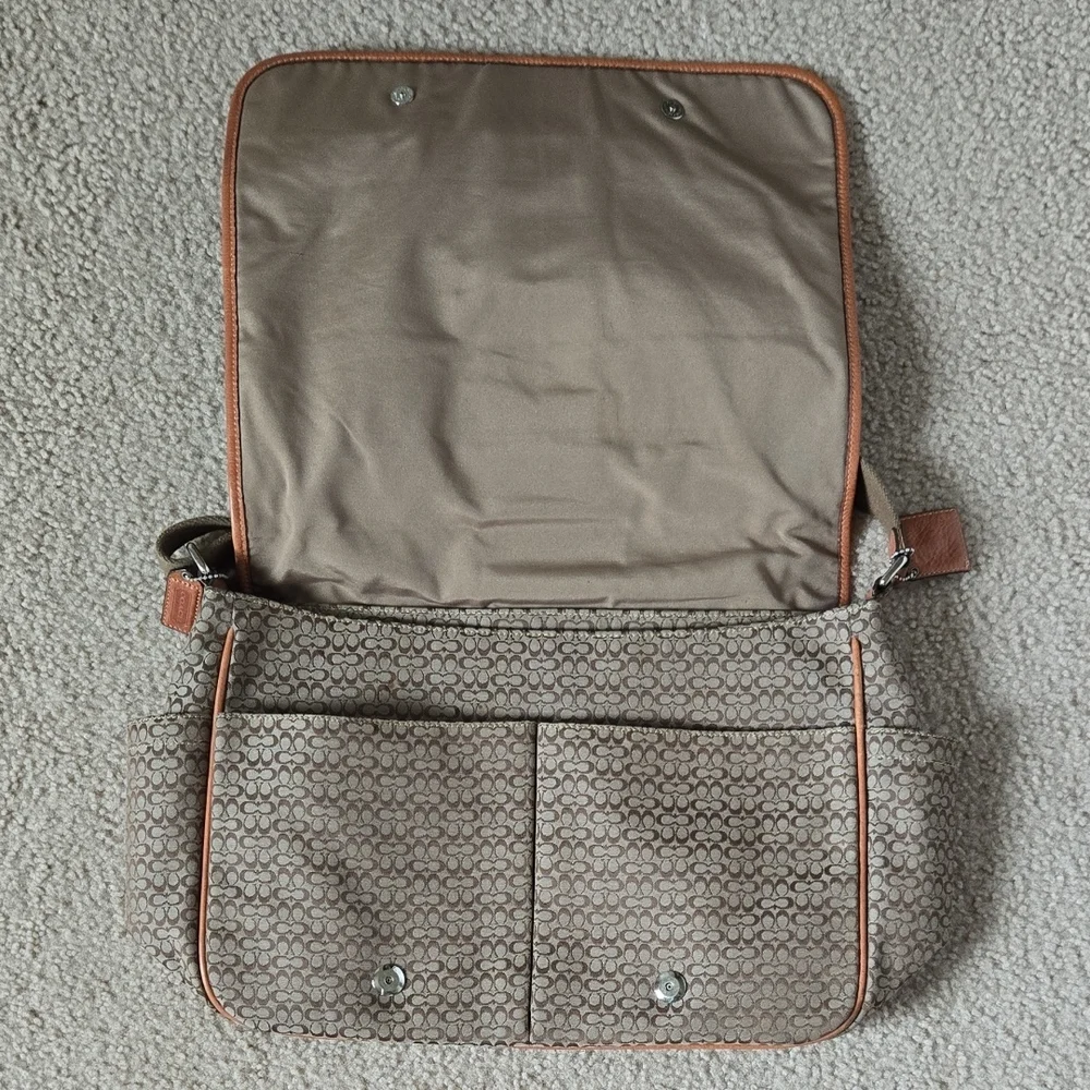 Coach Signature Hudson Commuter Messenger Bag F77004 Tan Laptop Diaper Travel